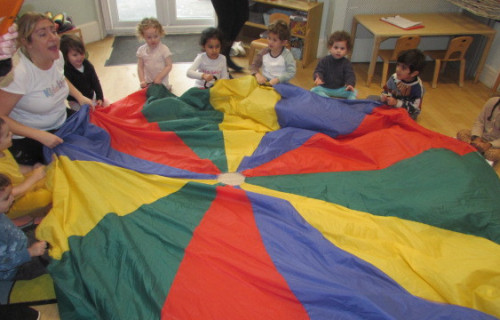 parachute-play